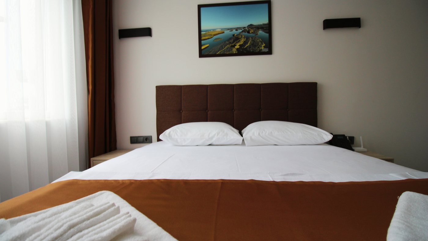 Altınay Hotel Antalya konforlu otel odası